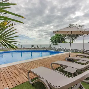https://villa-isabella-costa-adeje-tenerife.in-canary-islands.com